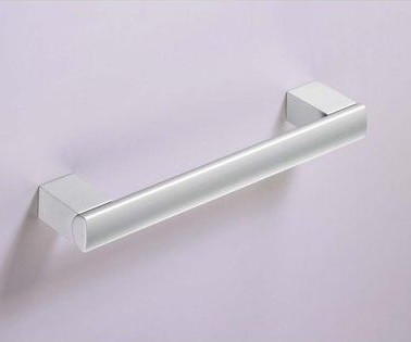 Möbelgriff -Clivia- Bohrabstand 482mm Aluminium Eloxiert