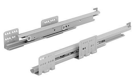 Actro mit Silent System für ArciTech Nennl. 550mm, Korpusseite 19mm, 40kg
