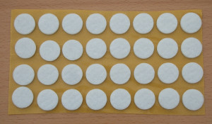 Filzgleiter rund, selbstklebend, 17 x 3mm (32 Stück)